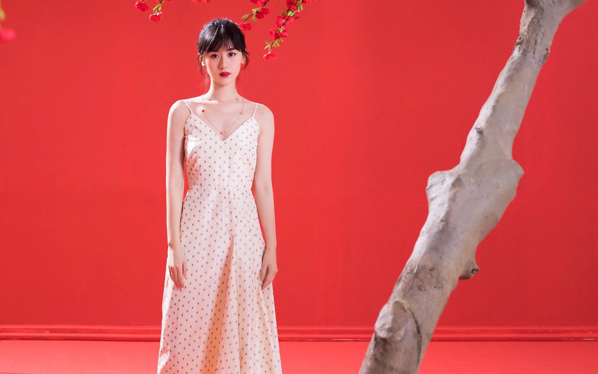 西班牙41场不败金身告破！冷雨中奥地利刺穿王朝，罗德里戈一击制胜书写新王传说