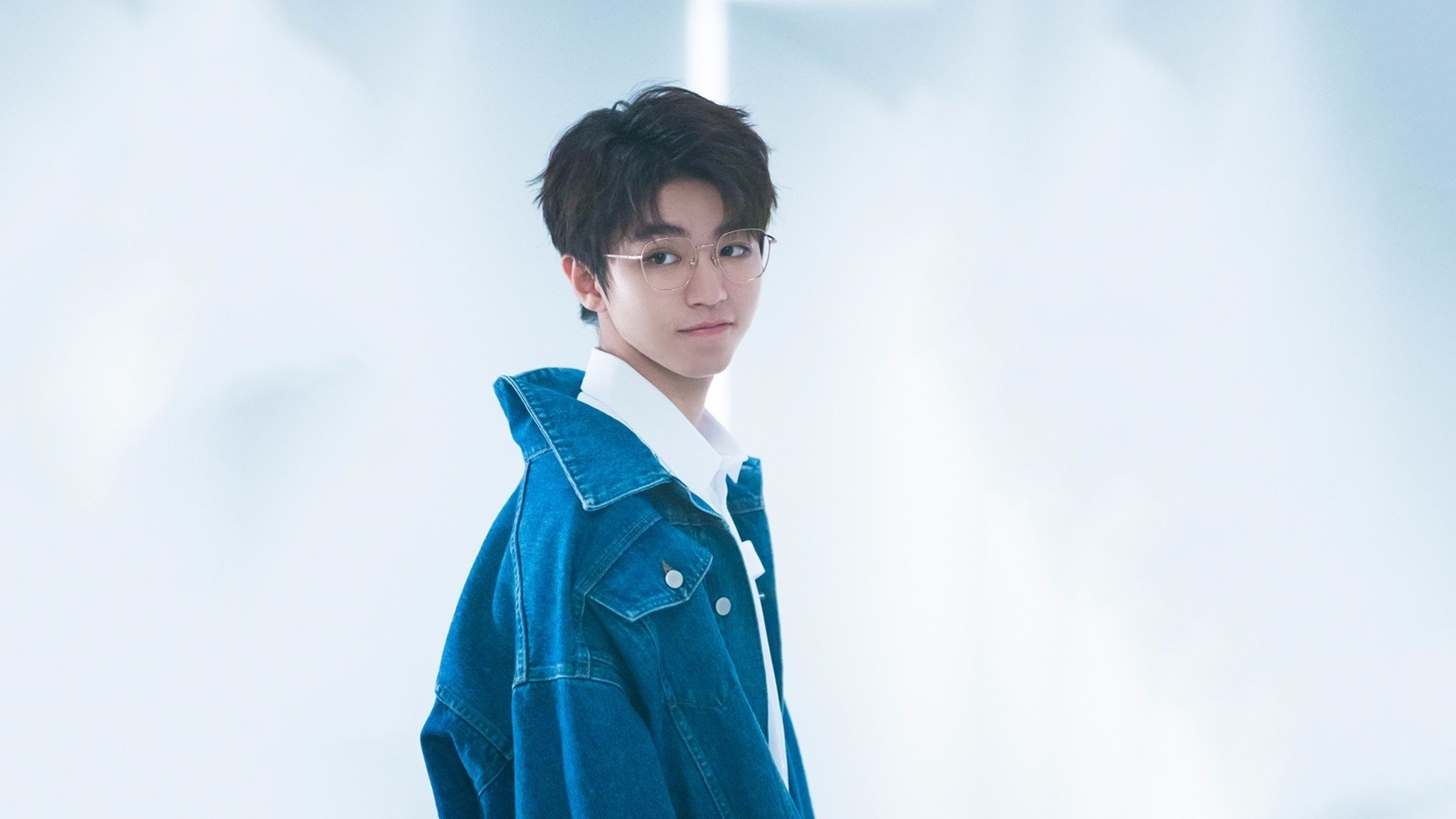 太阳对阵猛龙，文班亚马，以黑洞为引力场的超新星爆发