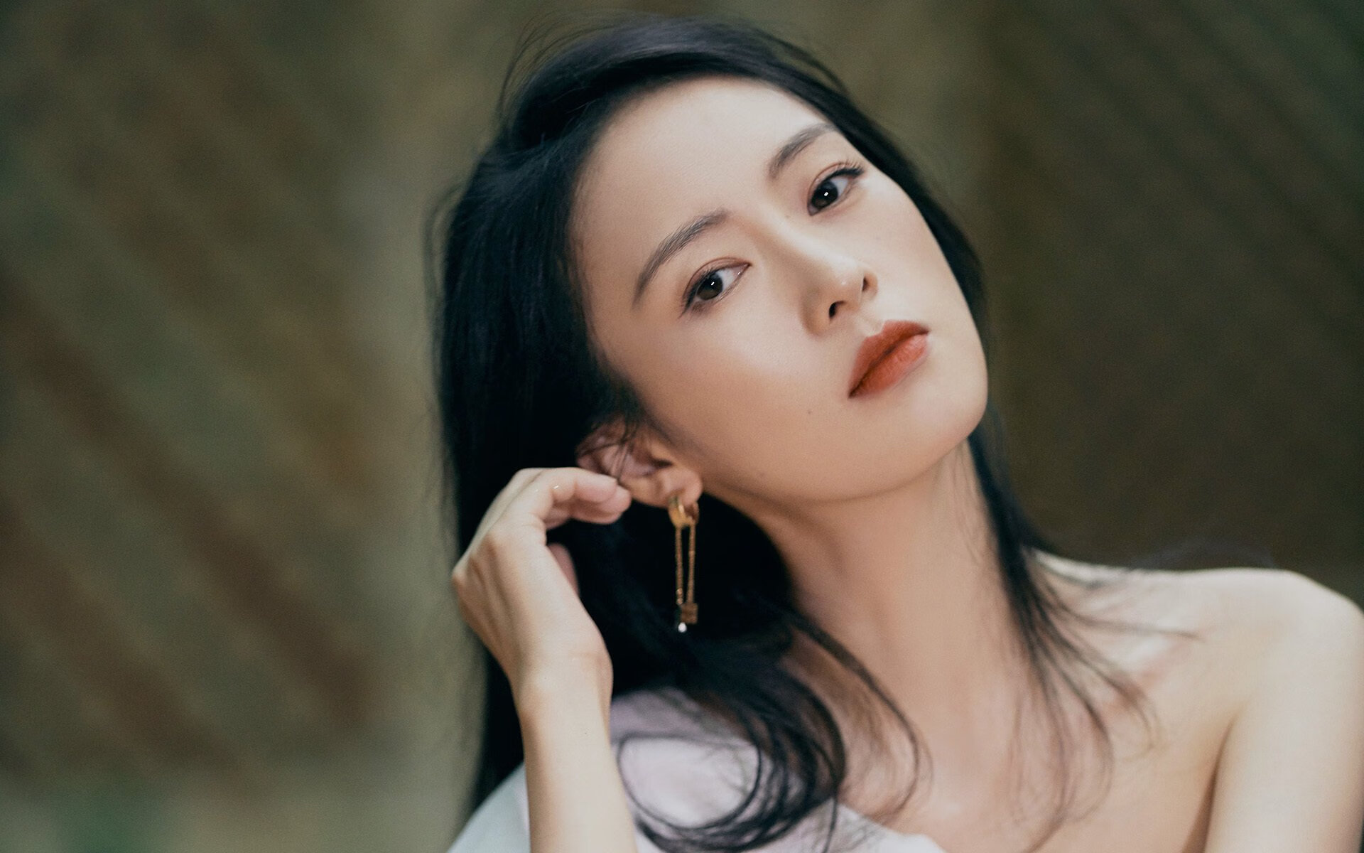 狂潮席卷羊城,锡安暴力美学引领尼克斯得分风暴压制广东