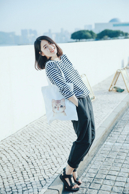 绿茵决战投射东方，当上海血性撞上北京的钢铁长城